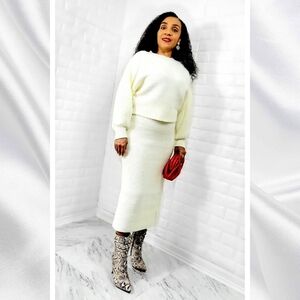 Elegant Cream Knit Skirt & Long Sleeve Sweater Set